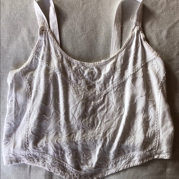 Two Bohemian Summer Crop Tops - Picture 16 of 16